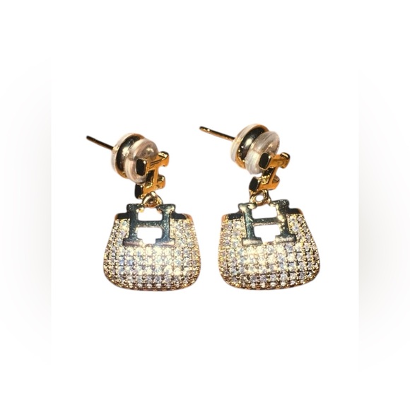 Luxury Hermes Style Earrings and Bangle/Bracelet set. Excellent Condition! - Picture 5 of 15